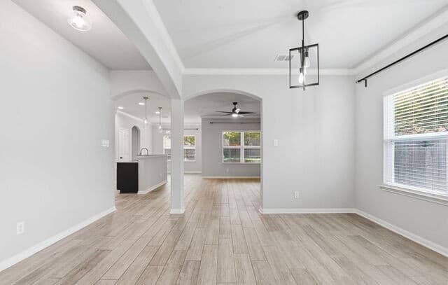 3-bedroom rental at 405 Stonebrook in Cibolo, TX — photo 3