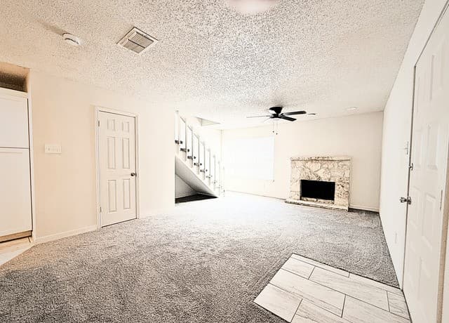 1-bedroom rental at 10527 Perrin Beitel Rd Unit D207 in San Antonio, TX — photo 5