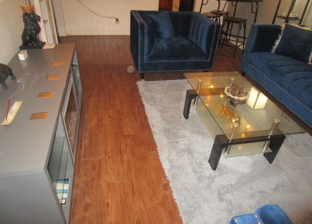 rental at 207 Sunnyland in San Antonio, TX — photo 2