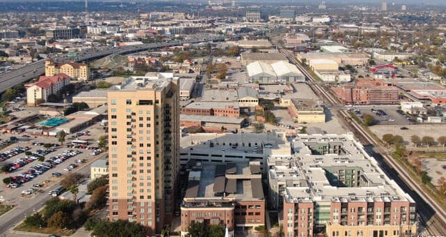 Home for sale at 215 Center St Unit 109 in San Antonio, TX — photo 2