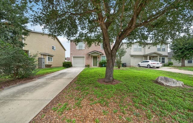 3-bedroom rental at 4415 Southton Way in San Antonio, TX — photo 1