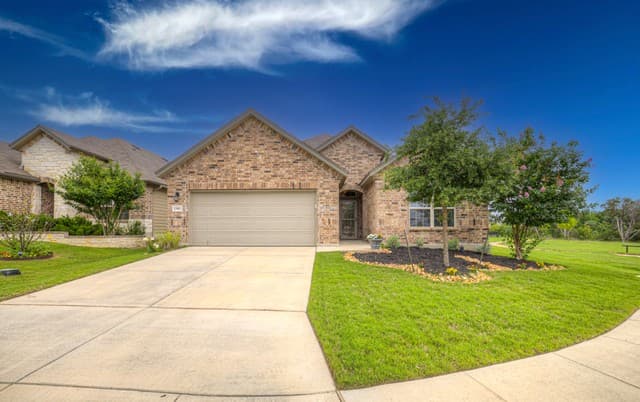 2-bedroom rental at 13903 Cool Dawn in San Antonio, TX — photo 1