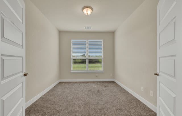 2-bedroom rental at 13903 Cool Dawn in San Antonio, TX — photo 4