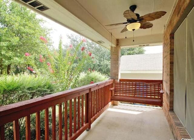 4-bedroom rental at 7326 Tamburo Trl in San Antonio, TX — photo 4
