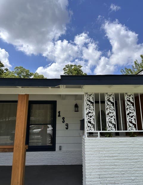4-bedroom rental at 139 Savannah Dr in San Antonio, TX — photo 1