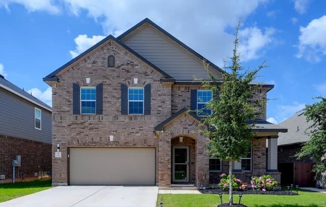 4-bedroom rental at 5332 Espinoso Way in San Antonio, TX — photo 1