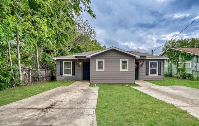 rental at 110 Plan St in San Antonio, TX — photo 1