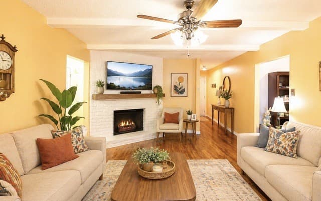 3-bedroom rental at 14230 Ridge Dale in San Antonio, TX — photo 2