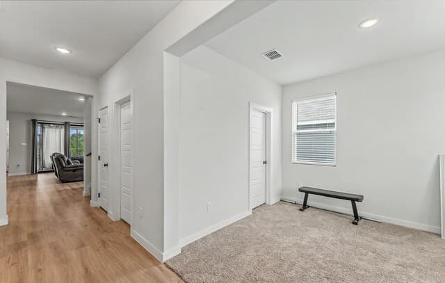 5-bedroom rental at 16515 Rosemary Rdg in Elmendorf, TX — photo 3