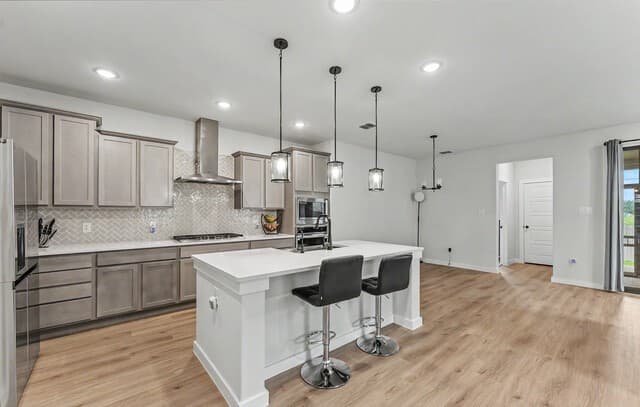 5-bedroom rental at 16515 Rosemary Rdg in Elmendorf, TX — photo 4