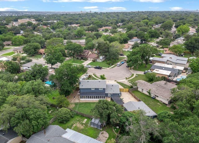 4-bedroom rental at 4903 La Posada St in San Antonio, TX — photo 4