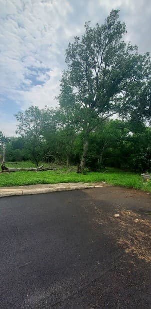 rental at 354 Bundy in San Antonio, TX — photo 1