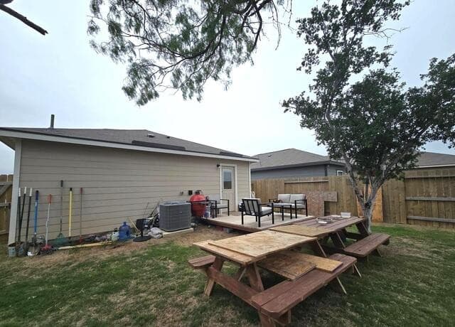 2-bedroom rental at 11439 Blue Heron in San Antonio, TX — photo 5