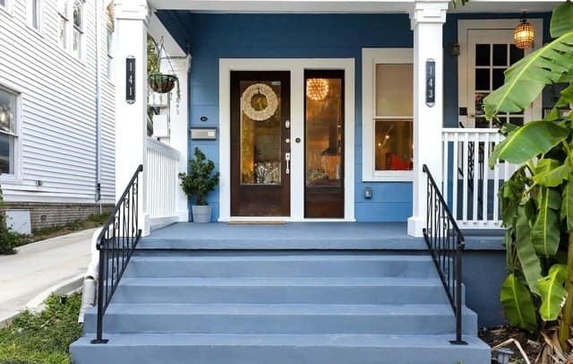 3-bedroom rental at 141 E Woodlawn Ave Unit 1 in San Antonio, TX — photo 3