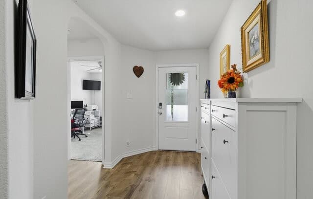4-bedroom rental at 13515 Ailey Knl in San Antonio, TX — photo 3