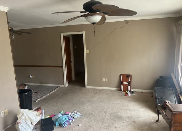 4-bedroom rental at 203 Creath in San Antonio, TX — photo 2