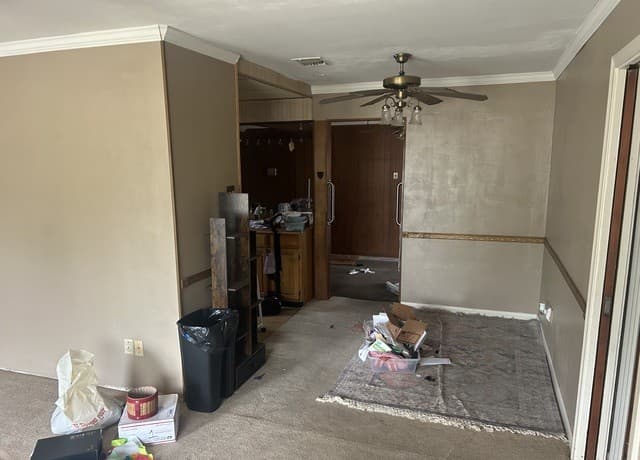 4-bedroom rental at 203 Creath in San Antonio, TX — photo 3