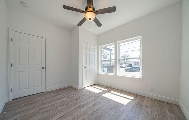 3-bedroom rental at 635 El Monte Blvd in San Antonio, TX — photo 3