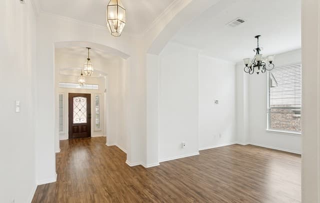 3-bedroom rental at 1007 Toad Pond in San Antonio, TX — photo 2
