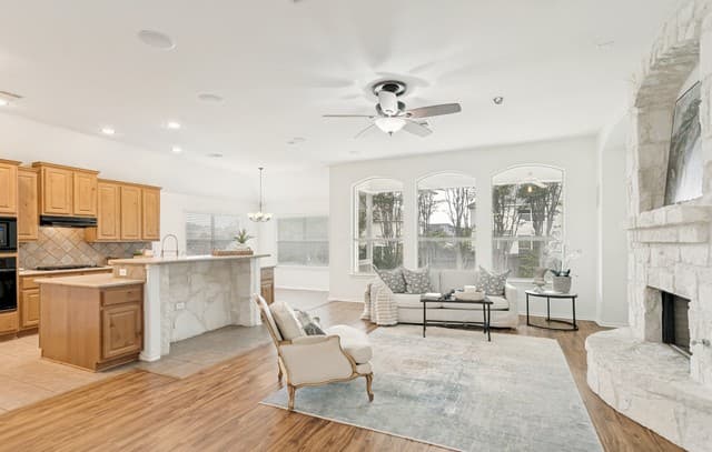 3-bedroom rental at 1007 Toad Pond in San Antonio, TX — photo 5