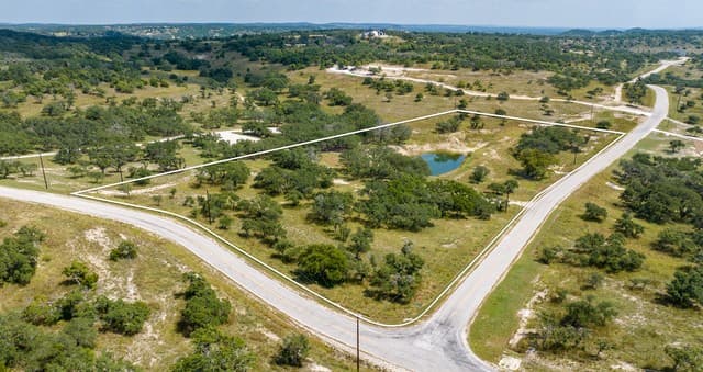 rental at 189 Fallen Acorn in Blanco, TX — photo 1