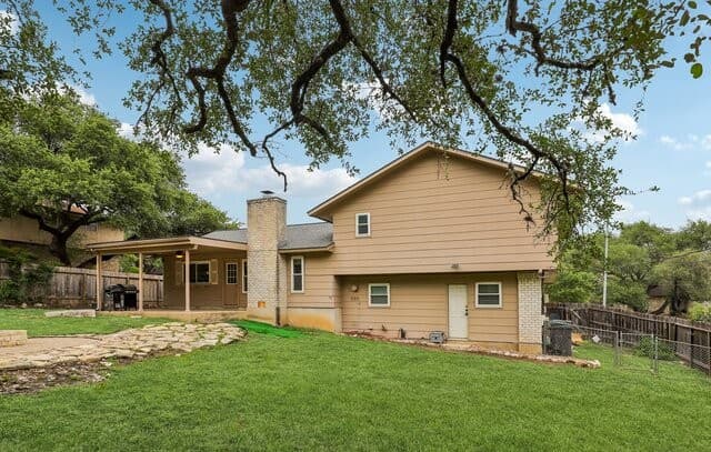 3-bedroom rental at 17022 Turkey Point St in San Antonio, TX — photo 1
