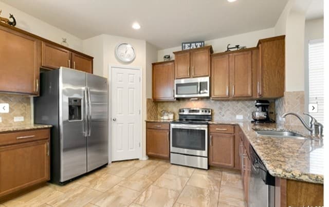 3-bedroom rental at 9022 Bowen Br in San Antonio, TX — photo 4