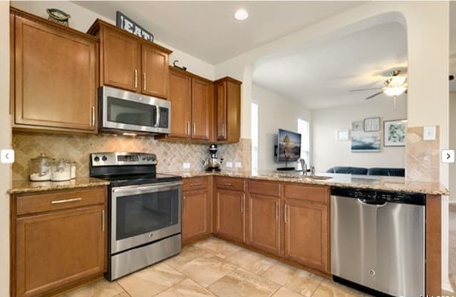 3-bedroom rental at 9022 Bowen Br in San Antonio, TX — photo 5