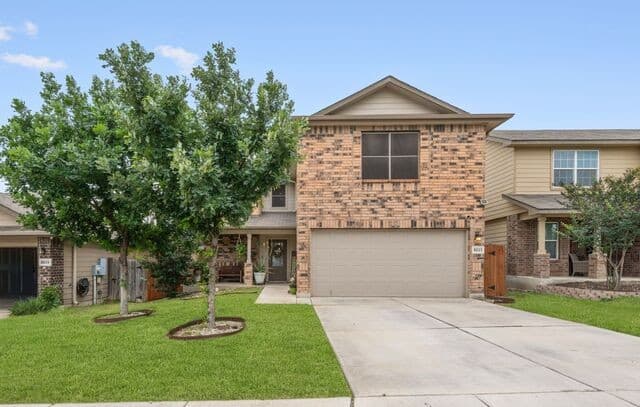 3-bedroom rental at 8015 Pandora Star in San Antonio, TX — photo 1