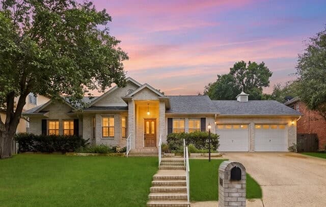 4-bedroom rental at 2206 Deerfield Wood in San Antonio, TX — photo 2