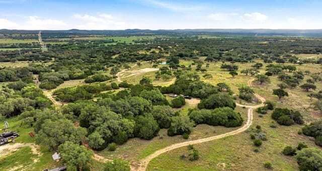 rental at TBD 20 Lindeman LN in Blanco, TX — photo 5