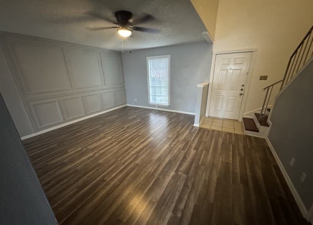 2-bedroom rental at 6427 Wurzbach Unit 36 in San Antonio, TX — photo 4