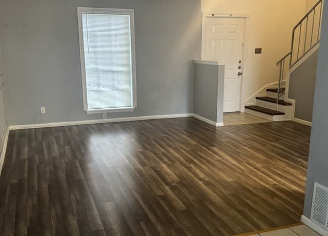 2-bedroom rental at 6427 Wurzbach Unit 36 in San Antonio, TX — photo 5