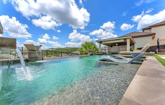4-bedroom rental at 7134 Bella Cloud in San Antonio, TX — photo 4