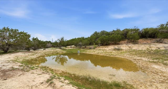 3-bedroom rental at 12521 Rebecca Creek Rd in Spring Branch, TX — photo 4