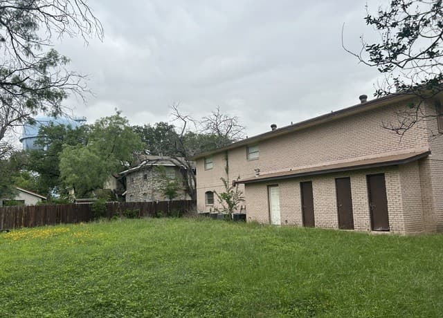rental at 1903 Anchor Dr in San Antonio, TX — photo 4