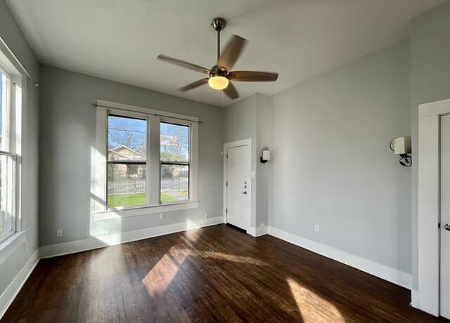 1-bedroom rental at 506 W Drexel Ave Unit 1 in San Antonio, TX — photo 2