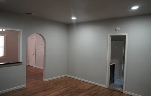 2-bedroom rental at 4711 Erin Blvd in San Antonio, TX — photo 3
