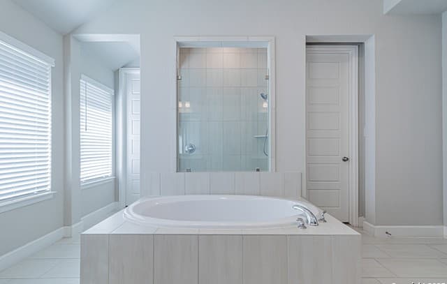 4-bedroom rental at 9328 Trestle Creek in San Antonio, TX — photo 1