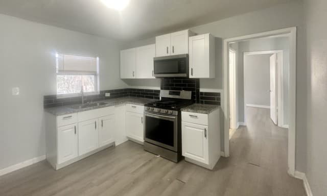 3-bedroom rental at 1307 W Hermosa in San Antonio, TX — photo 2