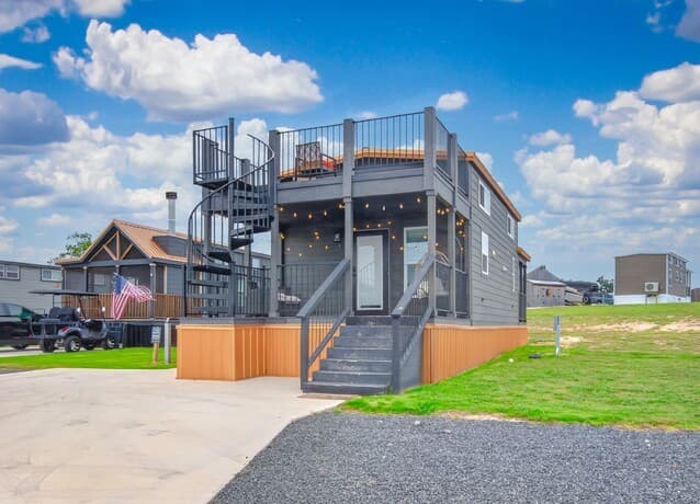 2-bedroom rental at 5386 Ranch Road 1376, Unit 205 in Fredericksburg, TX — photo 1