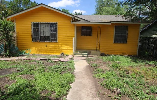 3-bedroom rental at 267 Dorie in San Antonio, TX — photo 1