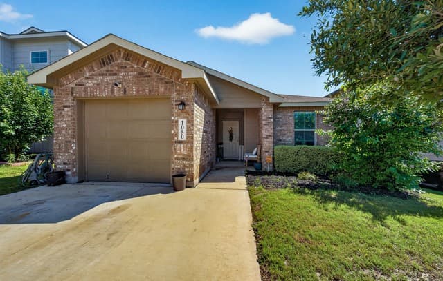 3-bedroom rental at 1050 Cozumel Emerald in San Antonio, TX — photo 3