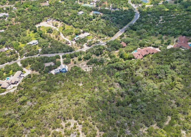 rental at TBD Cielo Vista in San Antonio, TX — photo 3