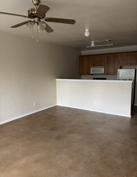rental at 10614 Mathom in Universal City, TX — photo 5