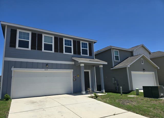 3-bedroom rental at 5115 Flying Hooves in San Antonio, TX — photo 2