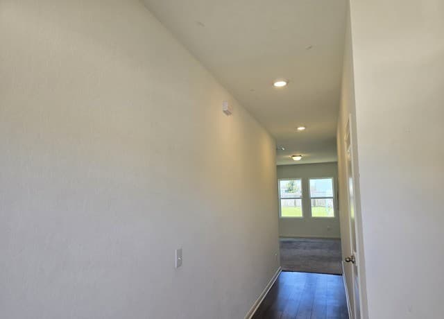 3-bedroom rental at 5115 Flying Hooves in San Antonio, TX — photo 4