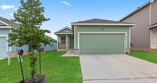 3-bedroom rental at 5463 Daphne Path in San Antonio TX