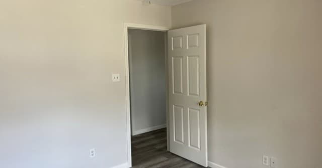 rental at 2609 W Poplar in San Antonio, TX — photo 5