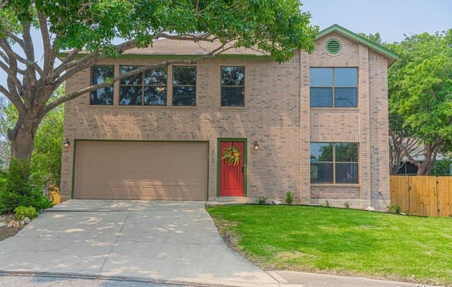 3-bedroom rental at 2207 Opal Creek Dr in San Antonio, TX — photo 2